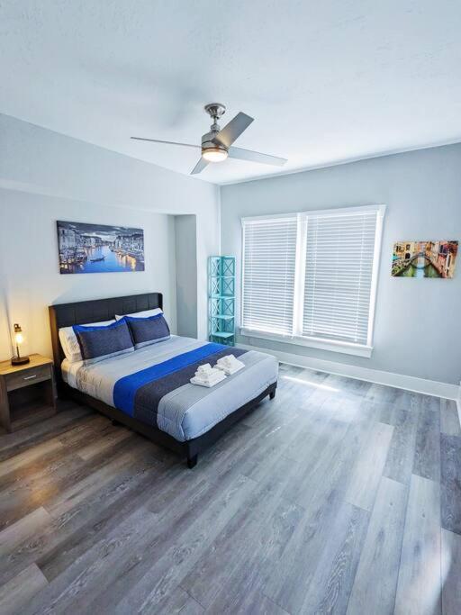 Elegant 1 Bed Montrose - Venice @ Italian Plaza Lodge